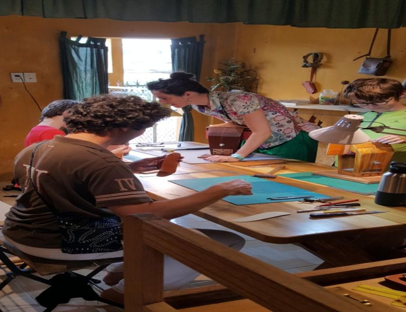 Hoi An: Handmade Leather Crafts Workshop (Starter Course) - What the two-hour and four-hour formats mean