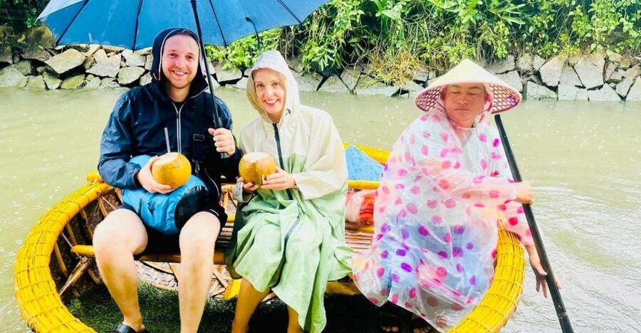 Hoi An: Hoi An Basket Boat Ride in Water Coconut Forest - What happens during the 50-minute boat ride
