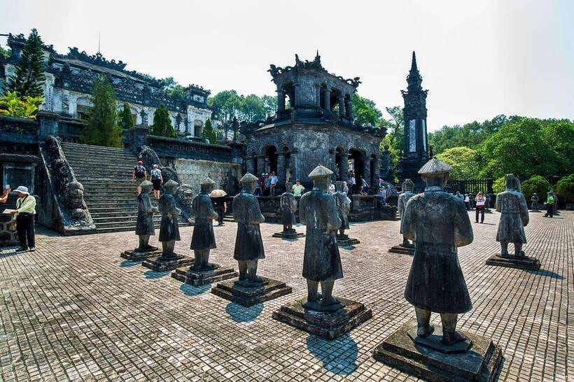 Hoi An: Imperial Hue And Scenic Hai Van Pass Discovery Tour - Thien Mu Pagoda and the Perfume River