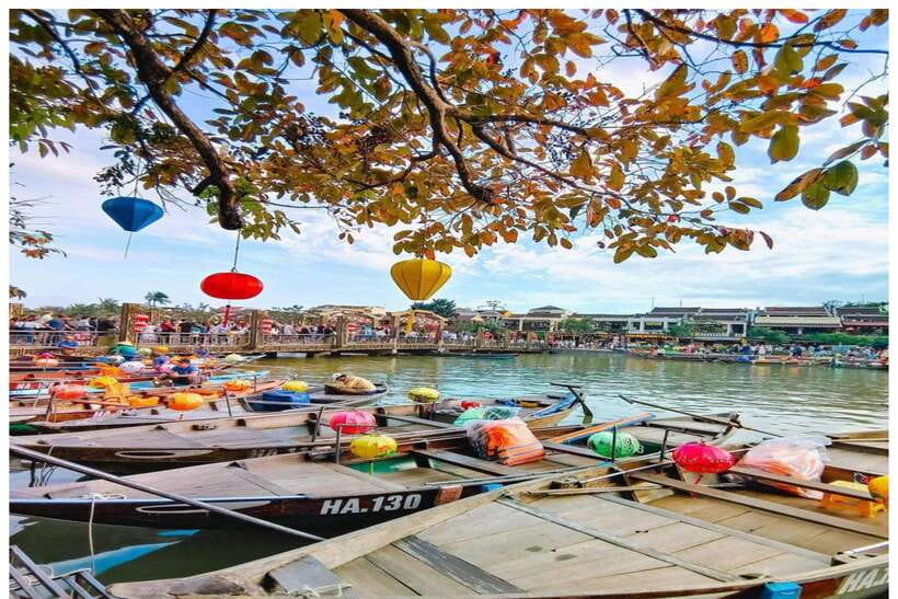 Hoi An : Lantern Boat Trip & Release Lantern - Booking details that matter