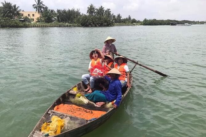 Hoi An Lantern Cruise/Boat Private Sunset/Special Event By Lotus - What the $17 price really includes