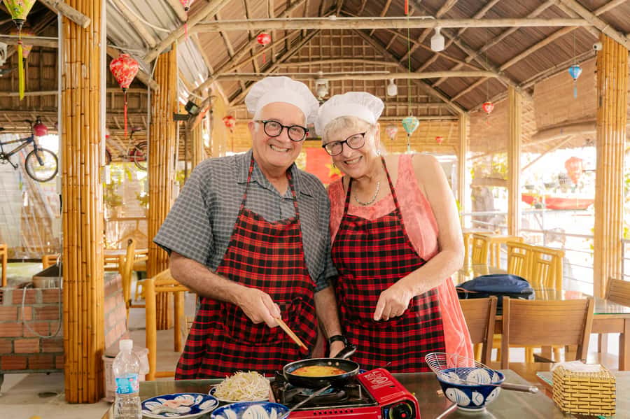 Hoi An: Lantern Making, Basket Boat, and Cooking Class - Price, inclusions, and practical value
