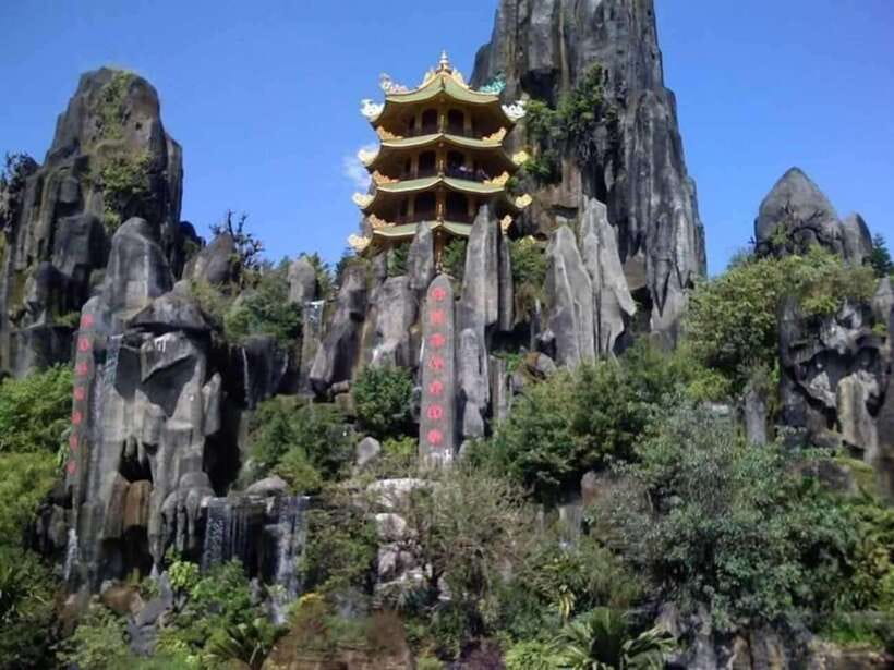 Hoi An: Marble Mountain, Am Phu Cave and Monkey Mountain - Who should book this outing