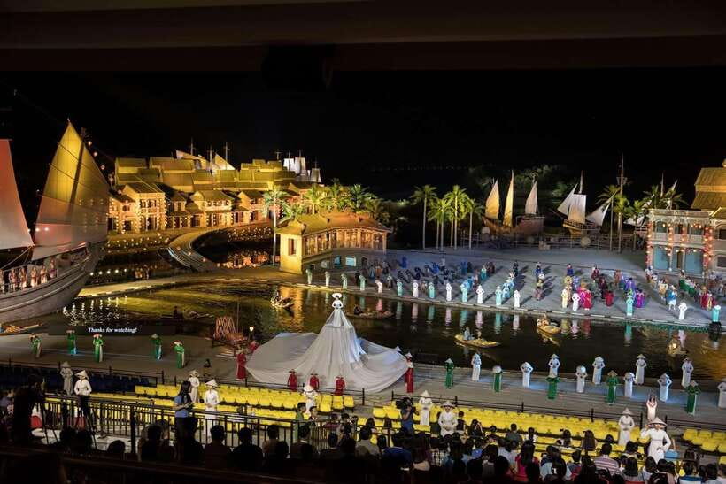 Hoi An Memories Land Entry Ticket with Show - Entering the park before the main performance