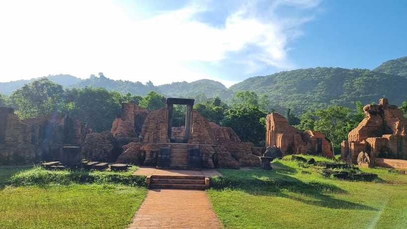 Hoi An: My Son Sanctuary Private Tour with Local Guide - A realistic look at the timing