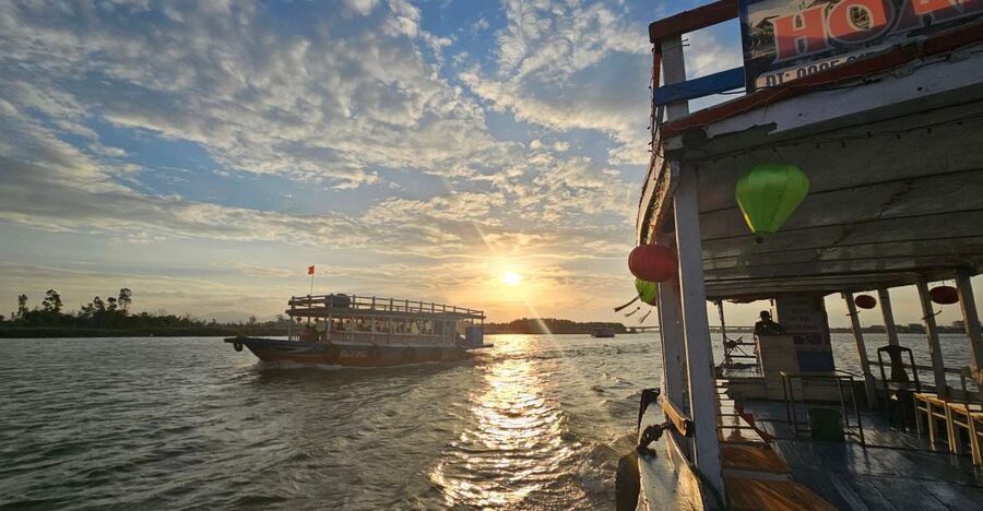 Hoi An: My Son Sanctuary & Sunset River Cruise BBQ or Banhmi - The 12:30 pickup and drive from Hoi An