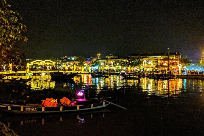 Hoi An Night Market with Hoi an walking Tour , Colourful Lanterns, Boat Ride - The 30-minute sampan ride on the Hoai River