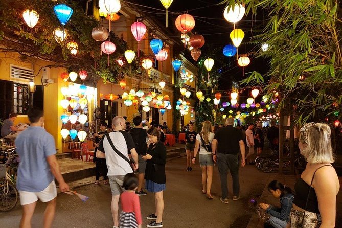 Hoi An Night Market with Hoi an walking Tour , Colourful Lanterns, Boat Ride - Hoi An after dark: lanterns, stalls, and free time