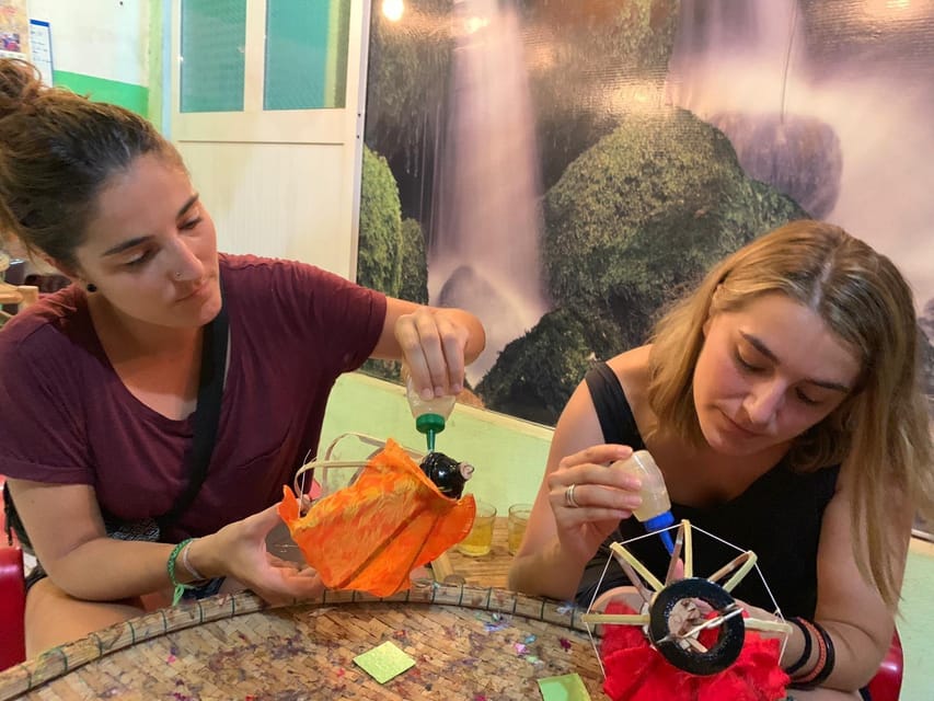 Hoi An: Old Town Lantern-Making Workshop - What happens during the one-hour class