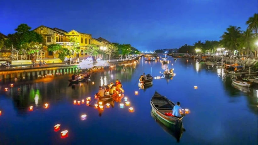 Hoi An: River Lantern Boat Experience with Free 5G eSIM - Releasing your own lantern on the Hoai River