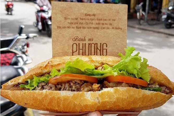 Hoi An Street Food Tour- Eat Like A Local - The guide can shape the whole evening