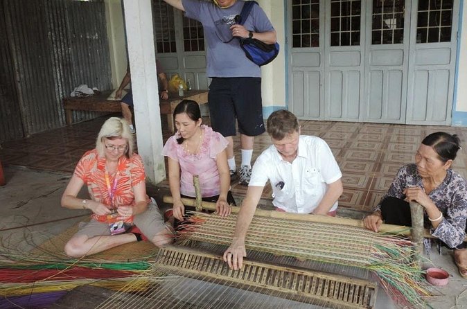 Hoi An Sunrise Tour to Hidden Local Villagers - Cam Kim Island’s mat-weaving households