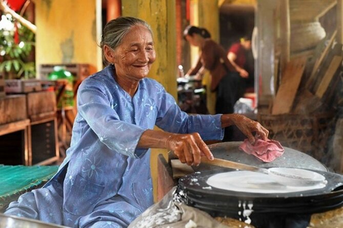 Hoi An Sunrise Tour to Hidden Local Villagers - Cam Kim Island and the noodle traditions of Vietnam