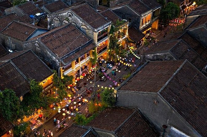 Hoi An 'Town & Country' Private Tour - Returning to Hoi An Ancient Town