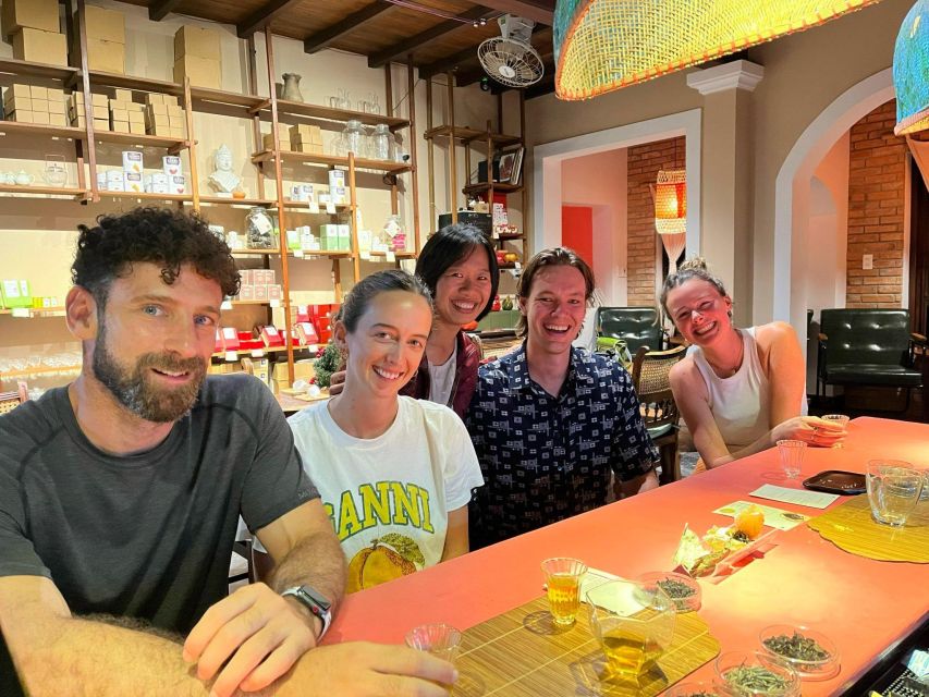 Hoi An Vegan Food Tour - Starting at Hoi An’s oldest bakery