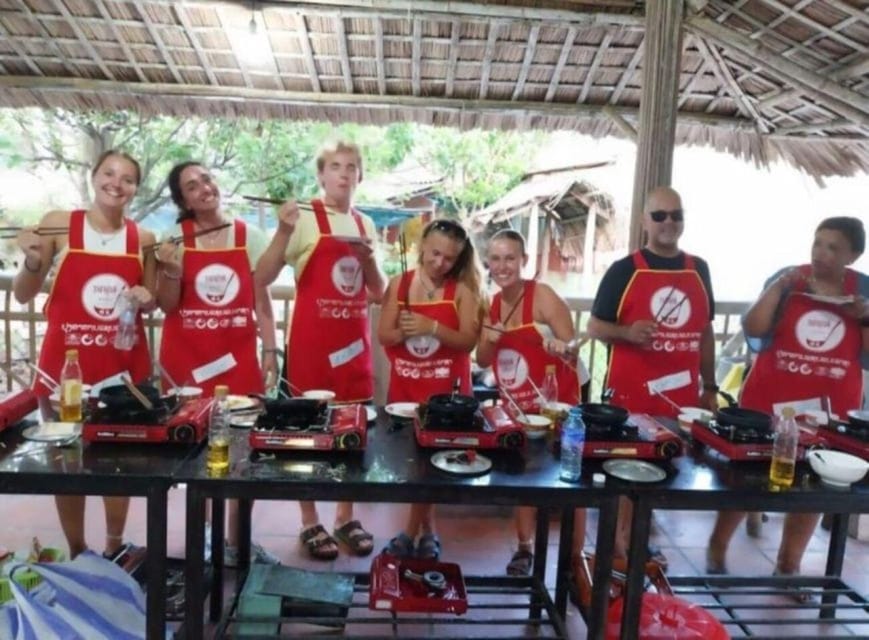Hoi An: Vegetarian Cooking Class w Local Family and transfer - Learning four Vietnamese dishes step by step