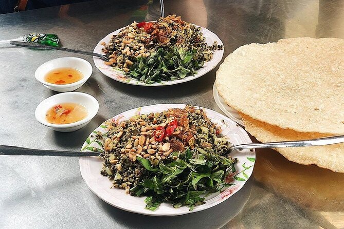 Hoi An Vespa Food Tour: Authentic & Exotic Food Culture - Cam Chau adds banh mi and crispy banh xeo