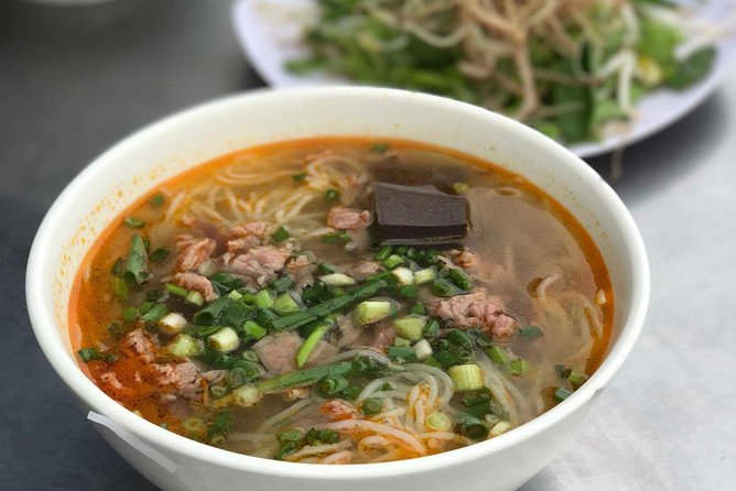 Hoi An Walking Street Food - Private Tour - Guides who shape the evening