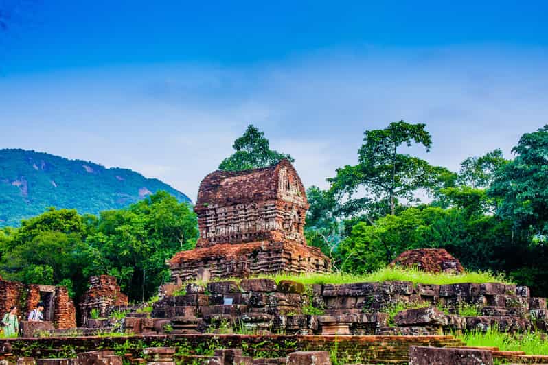 HoiAn: My Son Sanctuary w. Champa food Lunch 5:30/8:00/14:00 - The afternoon visit is for sunset and fewer crowds