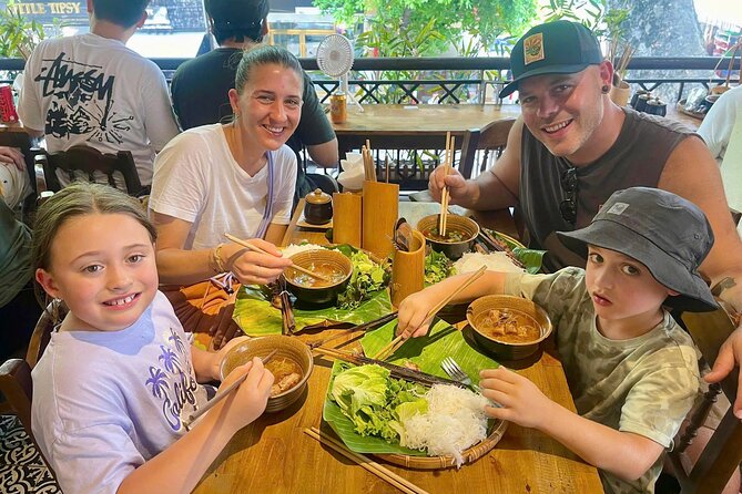 (HOT) Hanoi Guided Street Food and Train Street Tour with Local - Why this Hanoi food tour works well