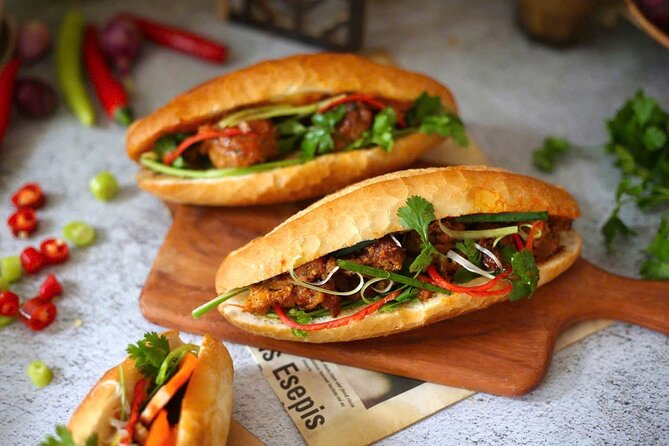 (HOT) Hanoi Guided Street Food and Train Street Tour with Local - Old Quarter streets between the bites