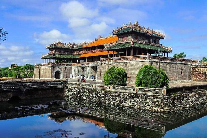HUE City 1 Day Guided Tours from Da Nang City - A midday Hue lunch and a useful pause
