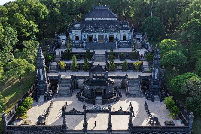 Hue City Day Tour with Dragon Boat from Hue or Danang, Hoi An - Guides, vehicles, and the feel of the day