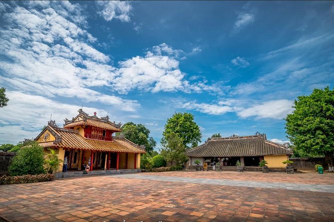 Hue City Private Tour With A Knowledgeable Tour Guide - How the guides shape the day