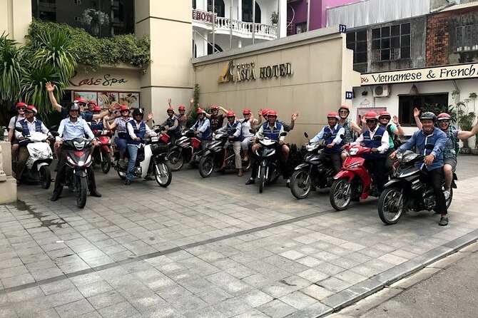 Hue Half-Day Motorbike Tour - Authentic Countryside of Vietnam, History, Culture - A final market stop in Huong Thuy