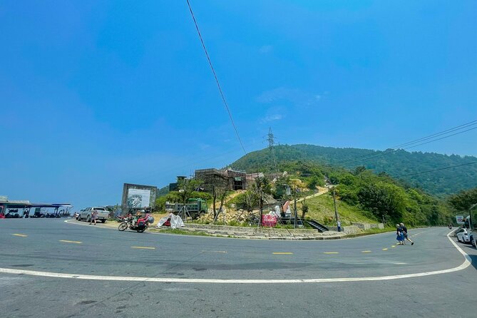 Hue Hoi An Bus Tour Sightseeing via Hai Van Pass 4 Stops - Hai Van Pass at 11:15: the route’s big scenic moment