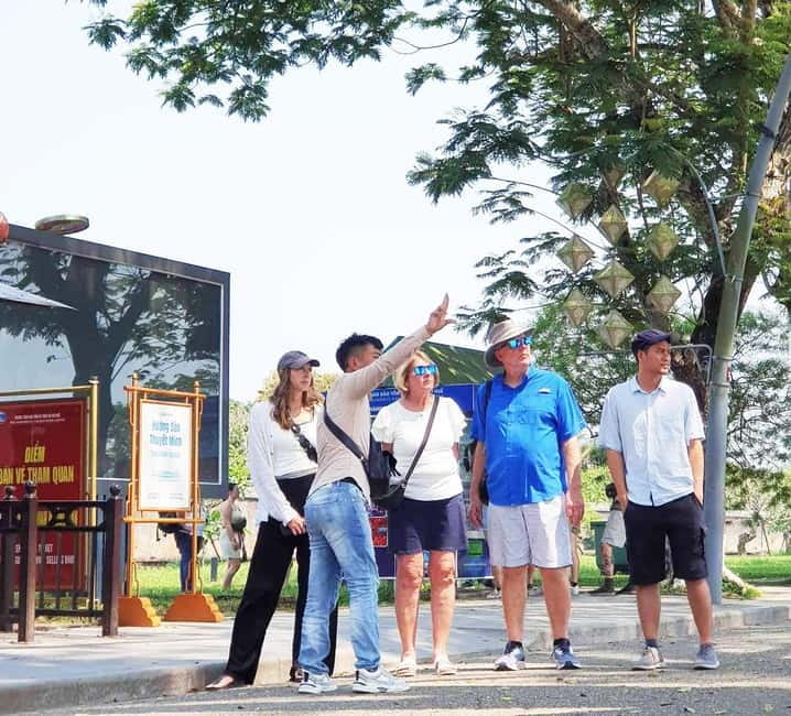 Hue Imperial City and Forbidden City Walking Private Tour - What the guides add to the experience