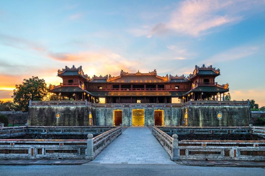 Hue Imperial City and Forbidden City Walking Private Tour - Temples, urns, and the dynasty’s memory