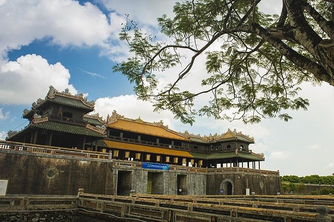 Hue Imperial City Daily Ingroup Tour via Hai Van Pass - Leaving Da Nang at 7:30 in the morning