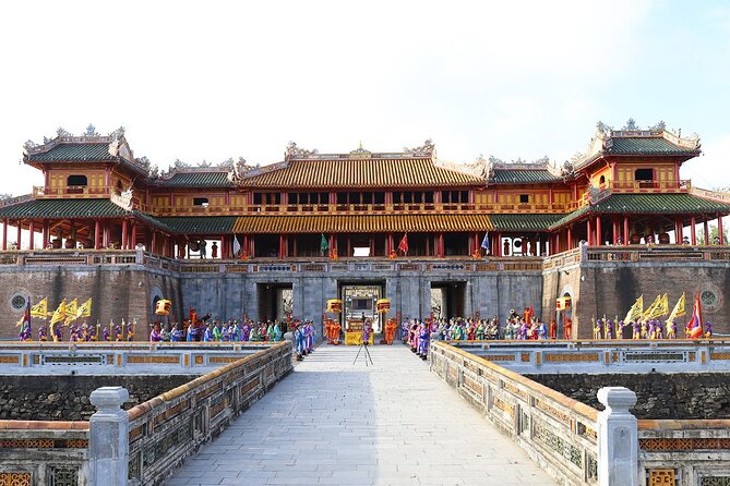 Hue: Imperial City Walk, Motorbike Tour & Private Car Options - The Perfume River and Dragon Boat upgrade
