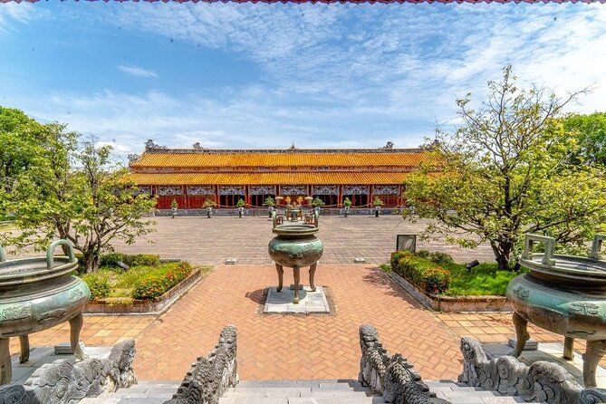 Hue Imperial City Walking Tour 2.5 Hours - Reading the meaning of Ngo Mon Gate