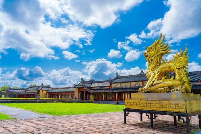 Hue Imperial City Walking Tour 2.5 Hours - From the Royal City into the Forbidden City