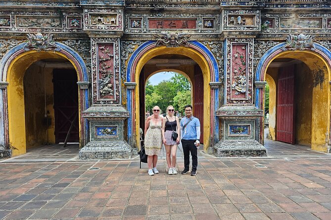 Hue Imperial City Walking Tour: Citadel & Forbidden City - Hien Lam Pavilion and the Nine Dynastic Urns