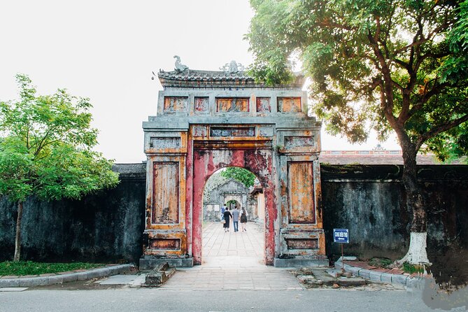 Hue Imperial City Walking Tour (Kids Half-Price) - Duyet Thi Duong Theater, a royal performance space