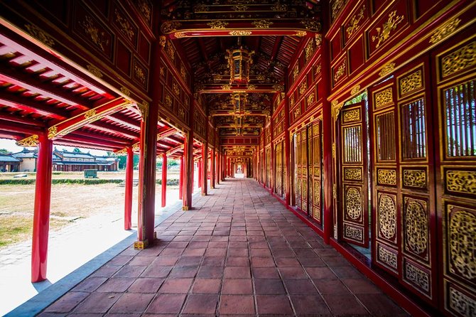 Hue Luxury Group Tour- Hue Daily Small Group Tour - Inside the Imperial City and Forbidden City
