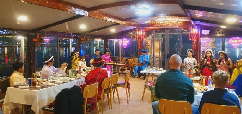 Hue: Perfume River Dinner Cruise with Traditional Show - Is the $15 price fair?
