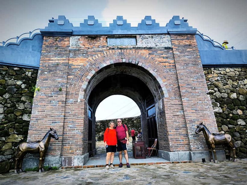 Hue: Private Transfer to/from Hoi An via Sightseeing Stops - What is not included, and why it matters