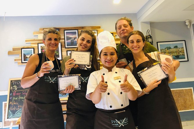 Immersive Cooking Class & Wet Market Tour by Local Chef +Cookbook - The food and the Vietnamese cooking lessons