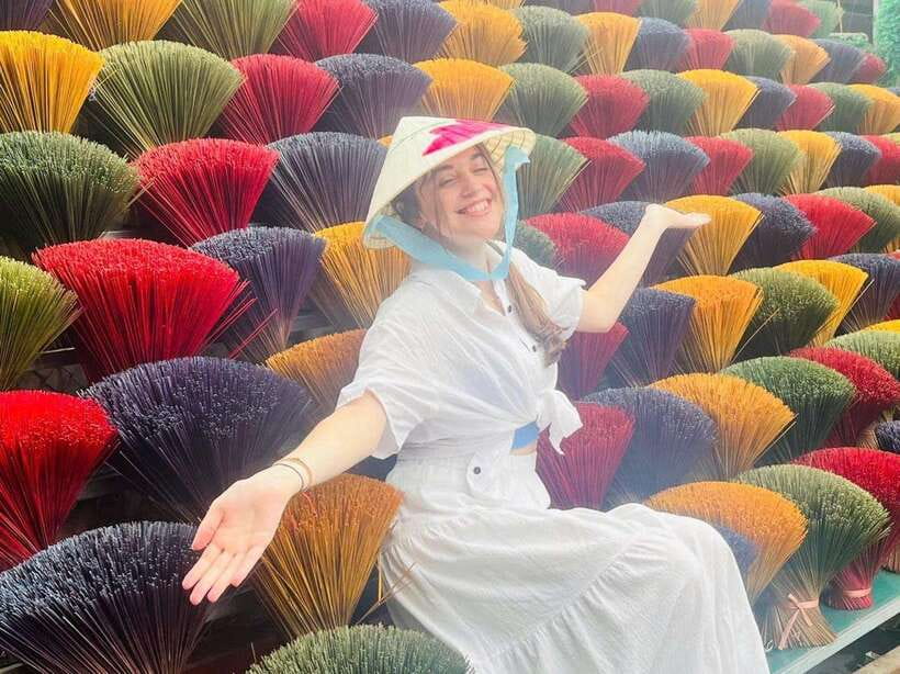 Incense, Hat Villages Tour/Traditional Crafts with Options - Bat Trang, Vietnam’s famous pottery center