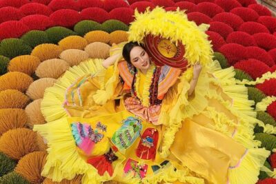 Incense Village, Conical Hat, Lacquer Art, SMALL GROUP From Hanoi