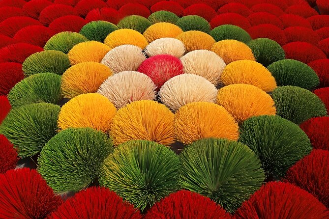 Incense Village Small Group of 9 Tour From Hanoi to Ninh Binh - Guides, communication, and the small-group advantage