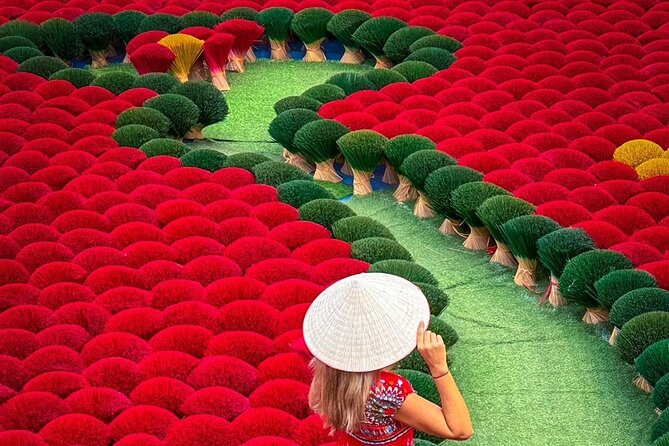 Incense Village Small Group of 9 Tour From Hanoi to Ninh Binh - Who should book this tour?