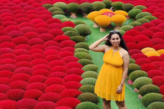 Instagram Incense Quang Phu Cau Village Tour with Train Street - Guide and driver quality