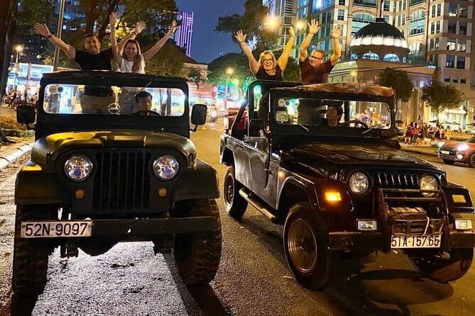 Jeep Tour Saigon By Night : FRESH SEAFOOD, STREET FOOD & SKY BAR - Why this four-hour night tour works