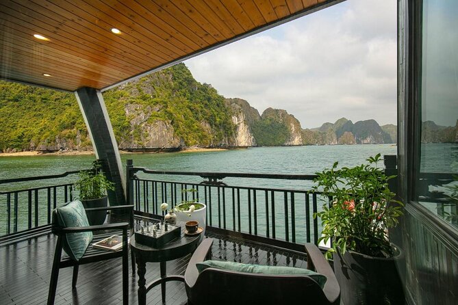 La Regina 2 Days Tour in Halong Bay and Lan Ha Bay - 5 star - Dark and Light Cave gives the afternoon a choice of pace