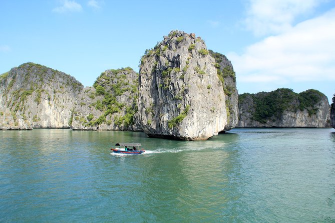 Lan Ha bay Boutique cruise 3D/2N: Kayaking - Swimming & Biking Viet Hai villages - Should you book the Lan Ha Bay 3D/2N cruise?
